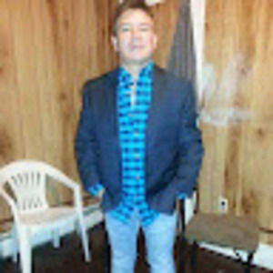 Meet your Posher, Luis